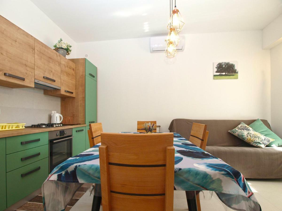 Apartments Ana 1707 Banjole Zewnętrze zdjęcie